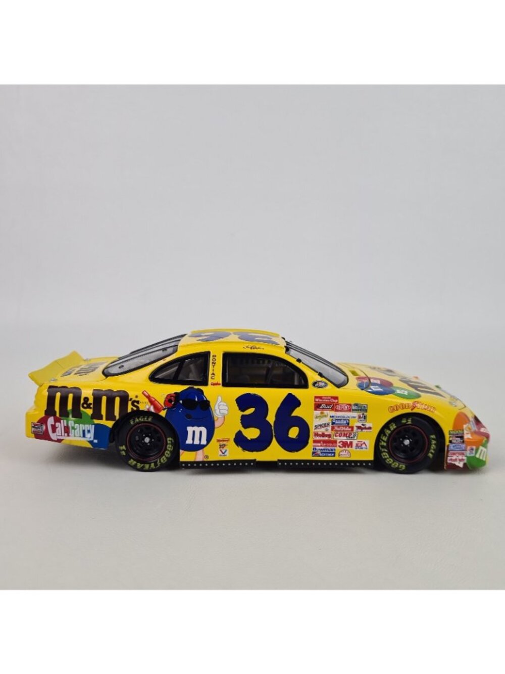 Action Racing Nascar Stock Car 1:24 Diecast M&M Racing #36 Ken Schrader D94